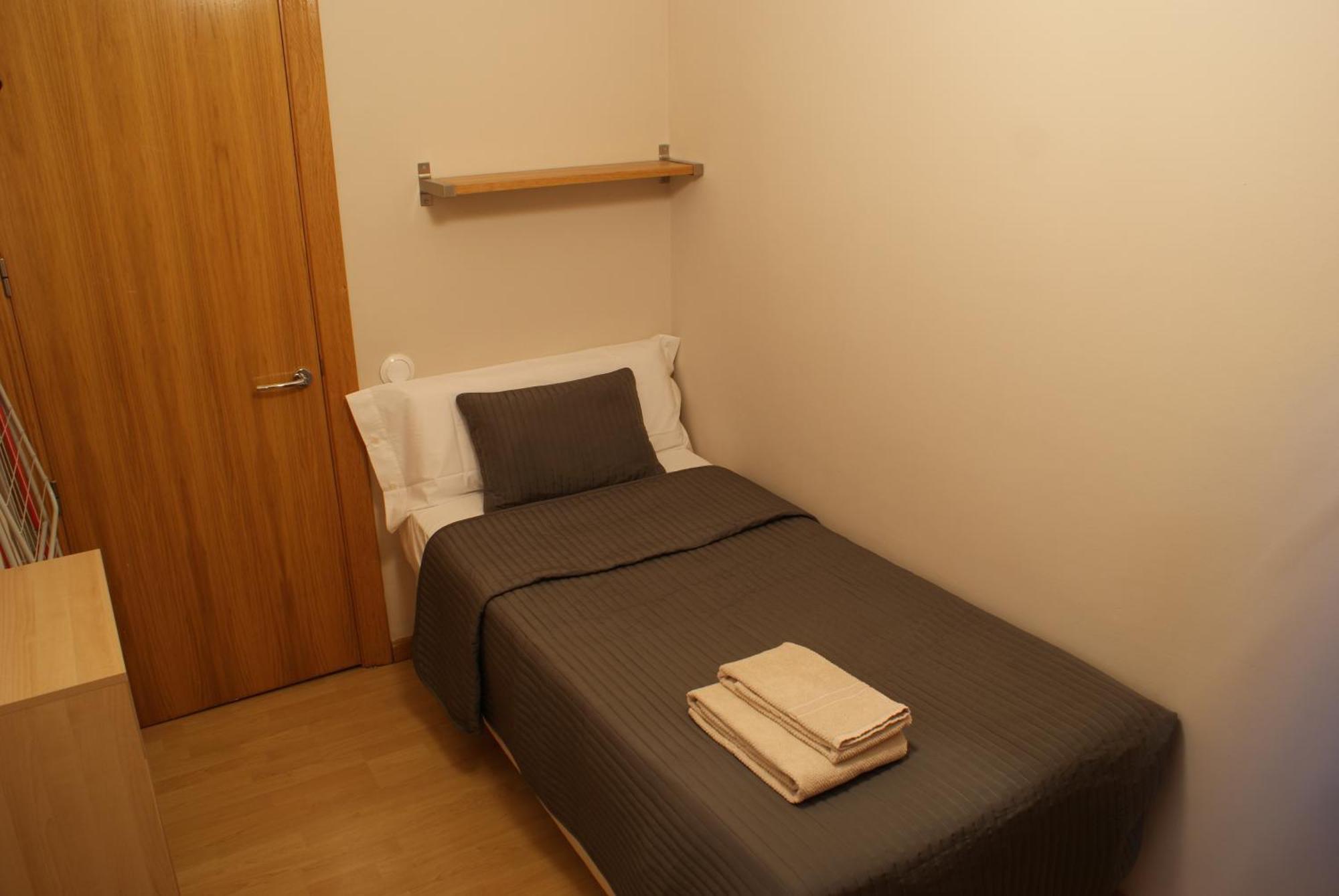 Apartament En Benito Gutierrez Madryt